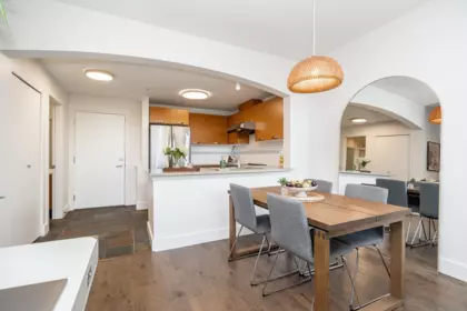418 7478 Byrnepark Walk, Burnaby, BC, Burnaby — Apartment/Condo for sale