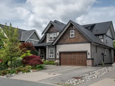 1069 Jay Crescent, Squamish, BC, Squamish — Single Family Residence for sale