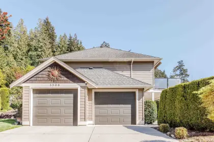 5506 Trail Island Drive, Sechelt, BC, Sechelt — Single Family Residence for sale
