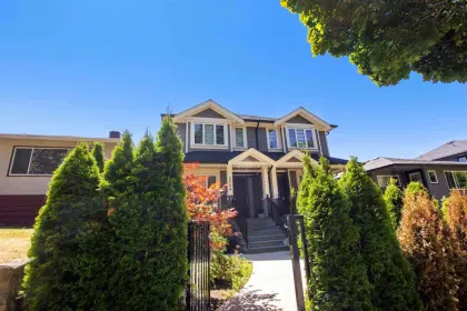 2844 E 43rd Avenue, Vancouver, BC, Vancouver — Half Duplex for sale