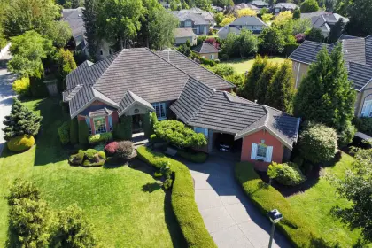 13986 23a Avenue, Surrey, BC, Surrey — Single Family Residence for sale