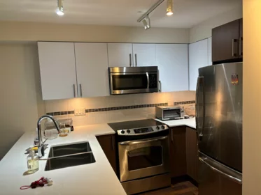 Kitchen Photo of 217 8733 160 Street, Surrey, BC