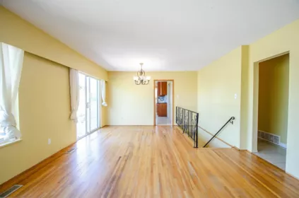 Hallway Photo of 6531 No. 2 Road, Richmond, BC