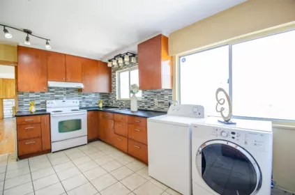 Loft / Bonus Room Photo of 6531 No. 2 Road, Richmond, BC