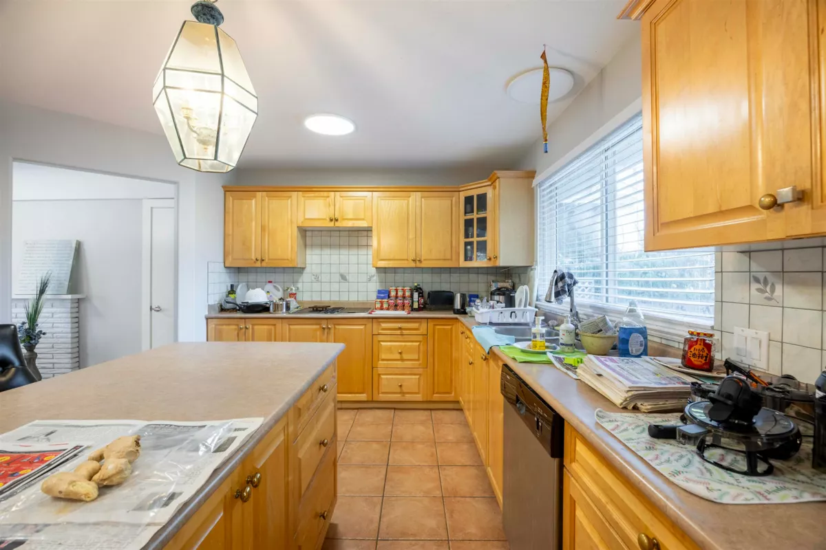 Breakfast Nook Photo of 10291 Caithcart Road, Richmond, BC