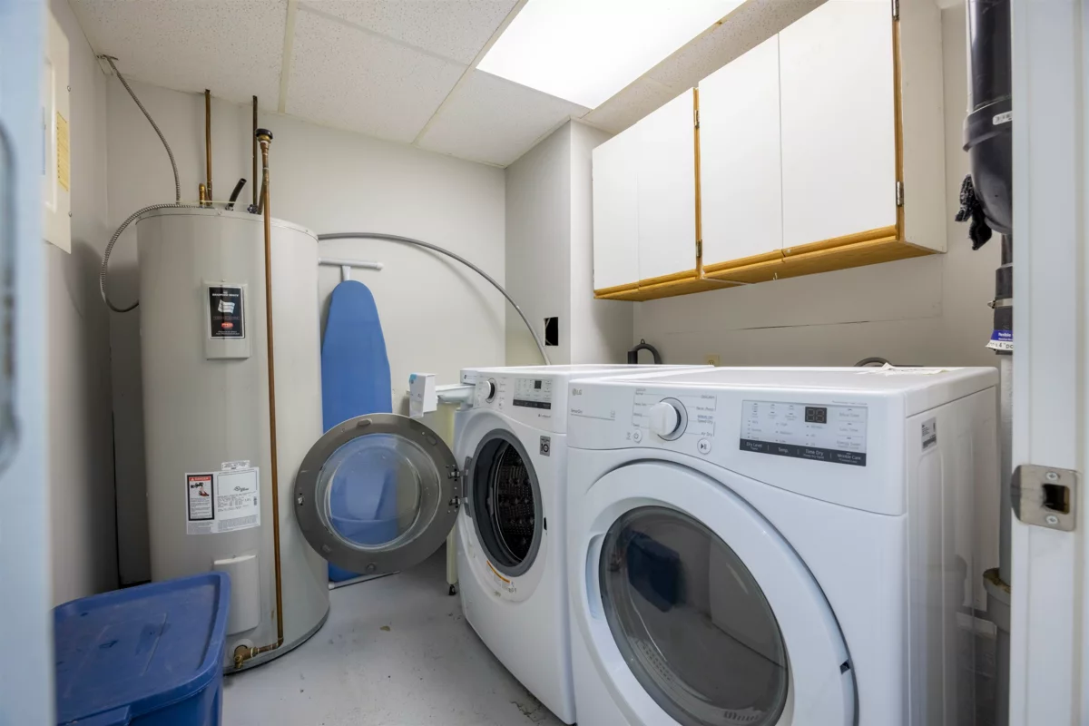 Hallway Photo of 10291 Caithcart Road, Richmond, BC