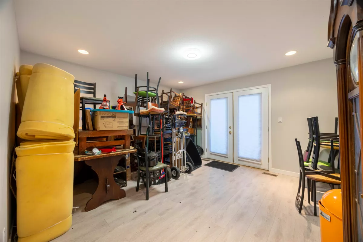 Mudroom Photo of 10291 Caithcart Road, Richmond, BC