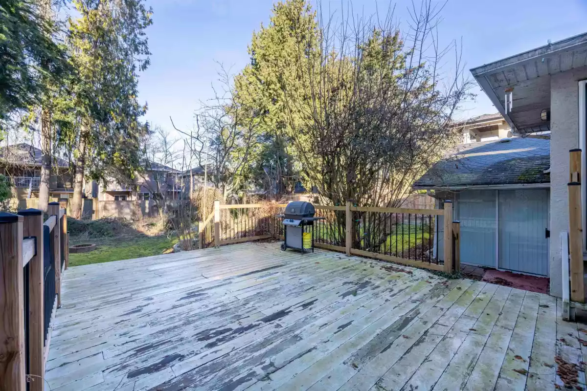 Powder Room Photo of 10291 Caithcart Road, Richmond, BC