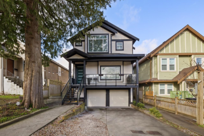 3133 Glen Drive, Vancouver, BC, Vancouver — Half Duplex for sale