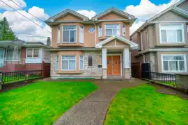 3320 E 43rd Avenue, Vancouver, BC