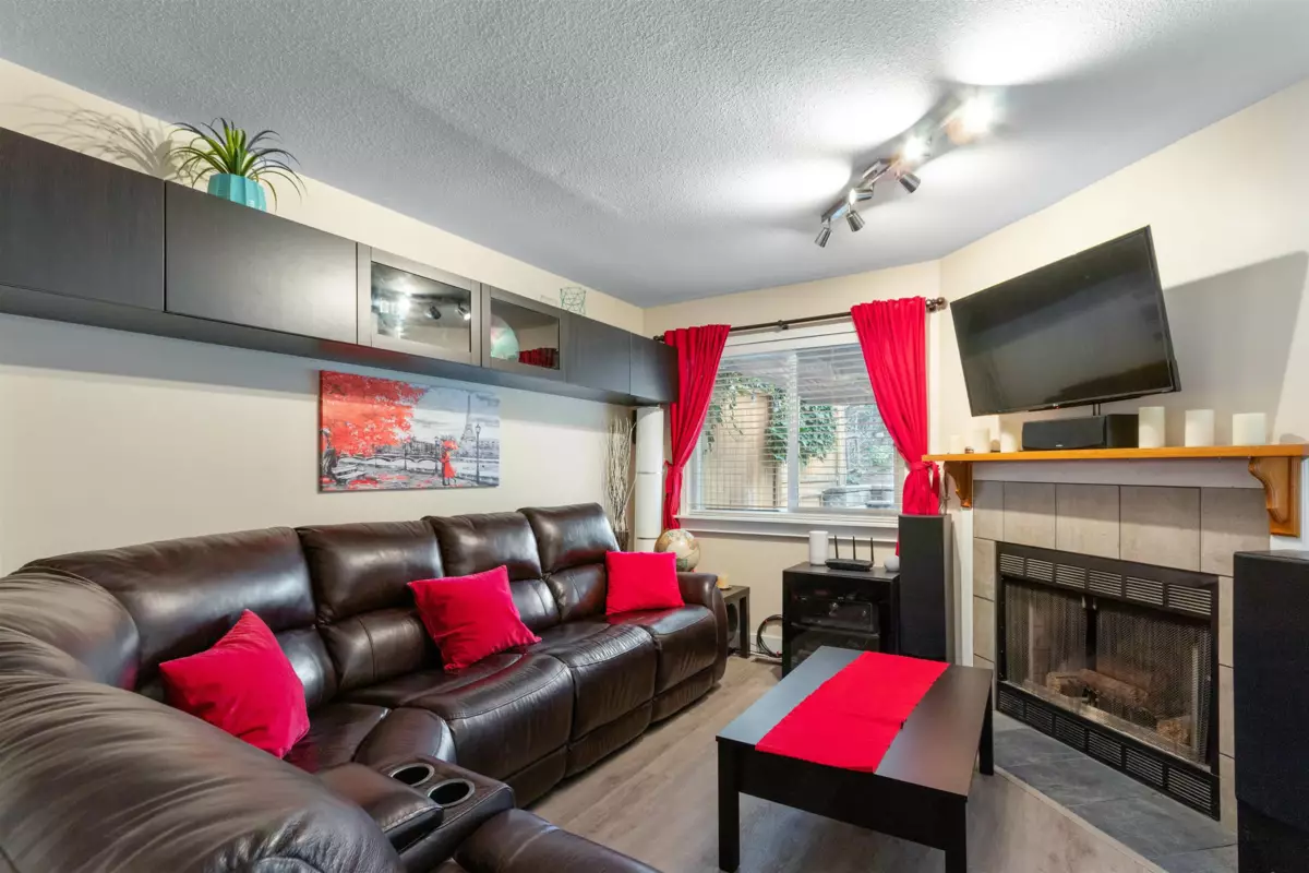 Dining Area Photo of 110 11255 Harrison Street, Maple Ridge, BC