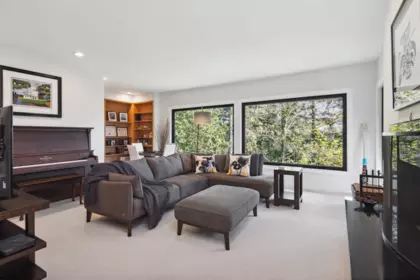 4044 Almondel Road, West Vancouver, BC, West vancouver — Single Family Residence for sale