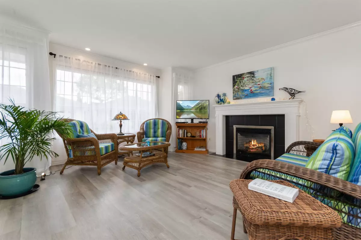Dining Area Photo of 2 9420 Woodbine Street, Chilliwack, BC