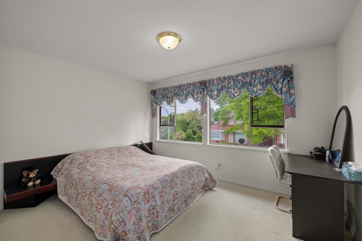 Powder Room Photo of 5602 Barnard Place, Richmond, BC