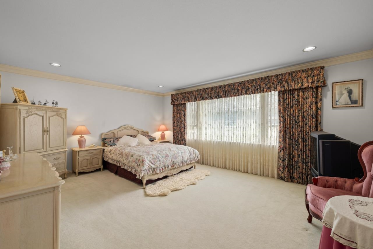 Walk-In Closet Photo of 5602 Barnard Place, Richmond, BC