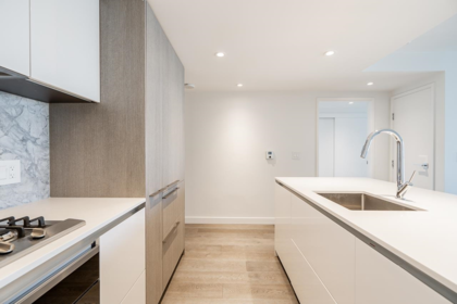 Guest Bathroom Photo of 1910 1111 Richards Street, Vancouver, BC