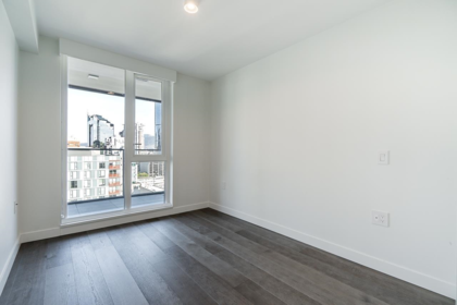 Entry Foyer Photo of 1910 1111 Richards Street, Vancouver, BC