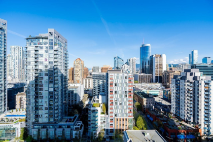 Hot Tub / Spa Photo of 1910 1111 Richards Street, Vancouver, BC