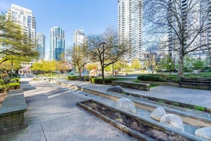 1910 1111 Richards Street, Vancouver, BC