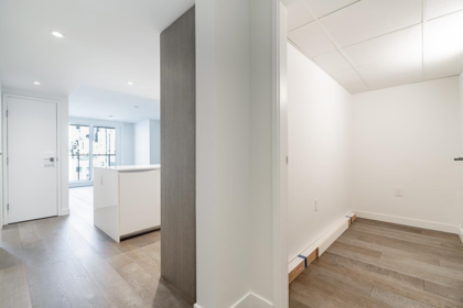 Kitchen Photo of 1910 1111 Richards Street, Vancouver, BC