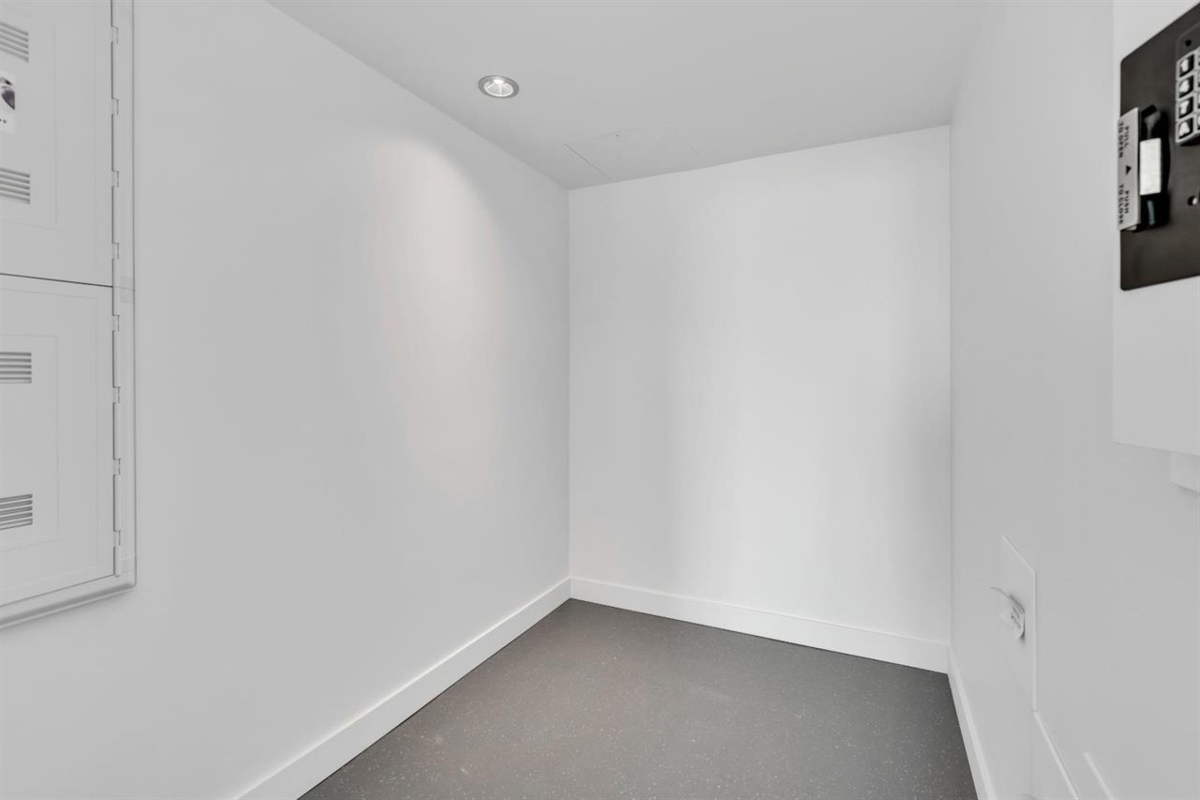 Guest Bathroom Photo of 2911 1289 Hornby Street, Vancouver, BC