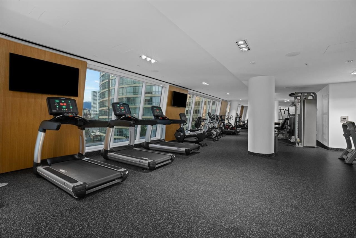 Loft / Bonus Room Photo of 2911 1289 Hornby Street, Vancouver, BC