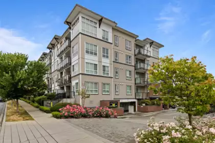 108 6468 195a Street, Surrey, BC, Surrey — Apartment/Condo for sale