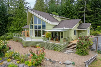 423 Felix Jack Road, Mayne Island, BC, Mayne Island — Single Family Residence for sale