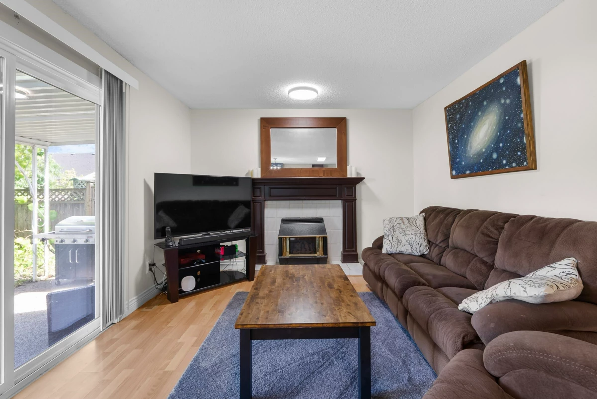 Powder Room Photo of 5674 Kathleen Drive, Chilliwack, BC