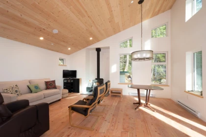 1580 Evergreen Lane, Bowen Island, BC, Bowen Island — Single Family Residence for sale