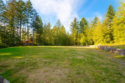Mudroom Photo of 1580 Evergreen Lane, Bowen Island, BC