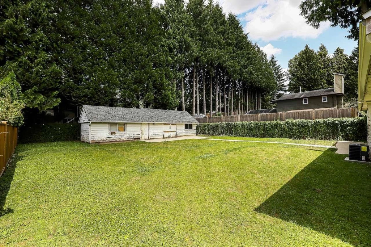 Bedroom 4 Photo of 23979 118 Avenue, Maple Ridge, BC