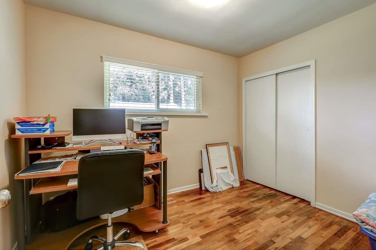 Primary Bathroom Photo of 23979 118 Avenue, Maple Ridge, BC