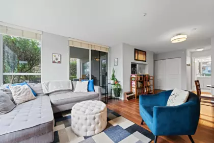 5 8460 Jellicoe Street, Vancouver, BC, Vancouver — Apartment/Condo for sale