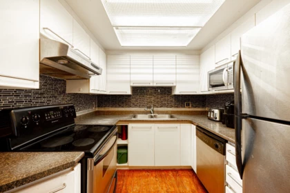 Breakfast Nook Photo of 806 13353 108 Avenue, Surrey, BC