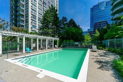 Office / Den Photo of 806 13353 108 Avenue, Surrey, BC