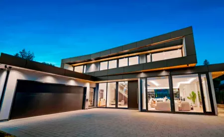 680 Westhyde Place, North Vancouver, BC, Central Lonsdale — 5 bed single family residence for sale