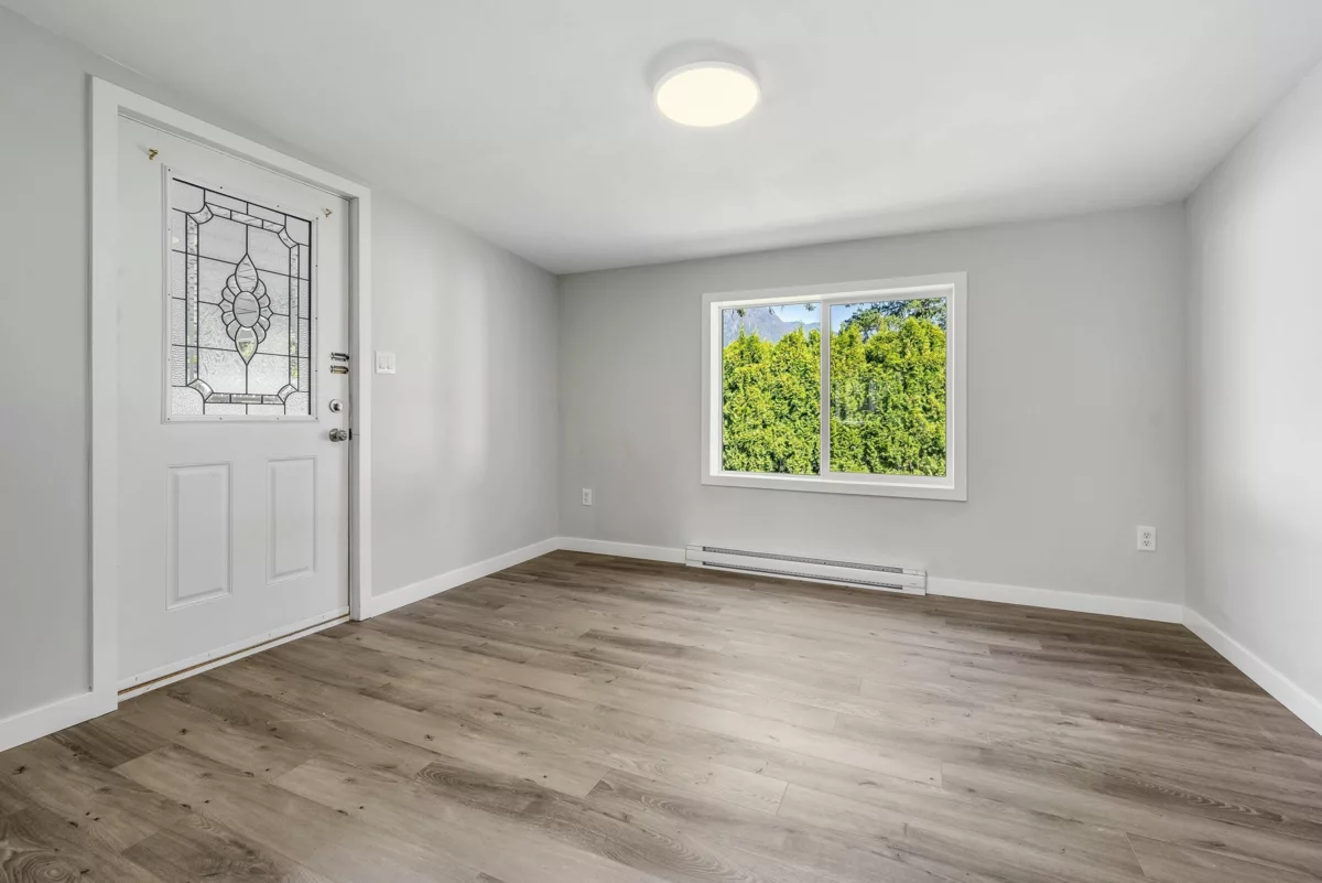 Bedroom 3 Photo of 30 65367 Kawkawa Lake Road, Hope, BC