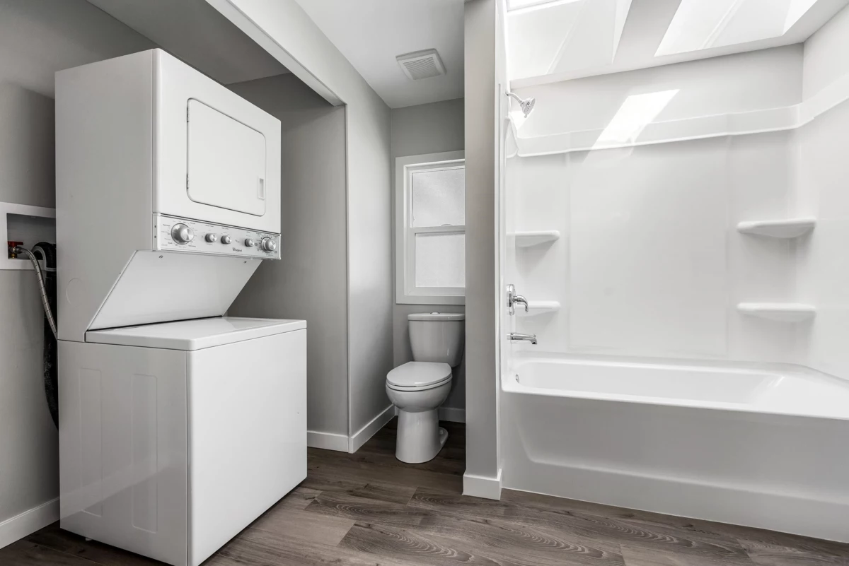 Entry Foyer Photo of 30 65367 Kawkawa Lake Road, Hope, BC