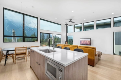 7 4000 Sunstone Way, Pemberton, BC, Pemberton — Half Duplex for sale