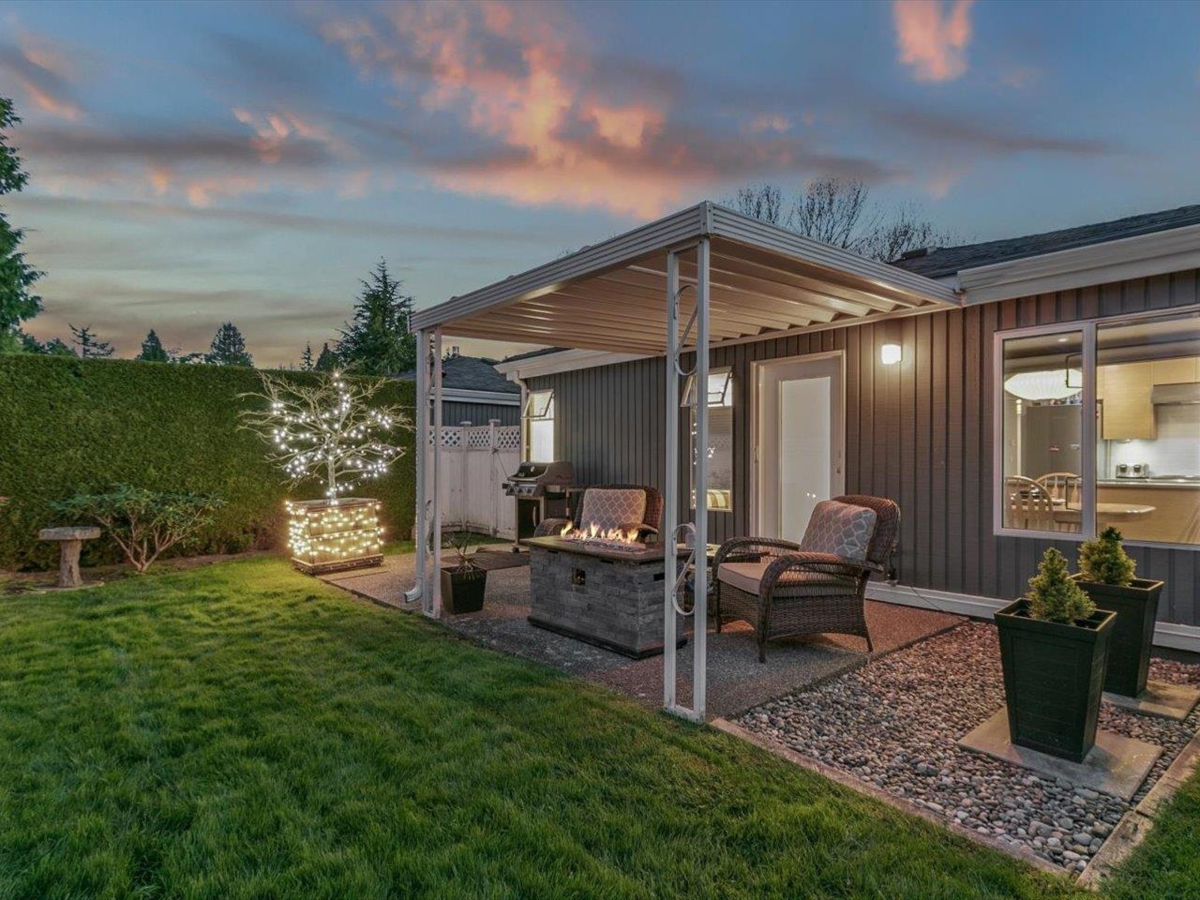 Mudroom Photo of 117 14271 18a Avenue, Surrey, BC