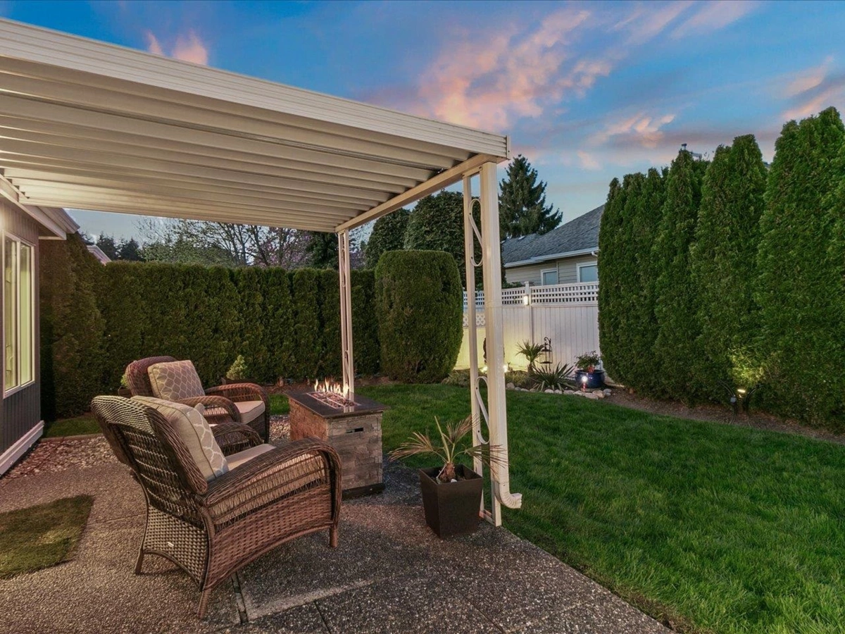 Outdoor Deck Photo of 117 14271 18a Avenue, Surrey, BC