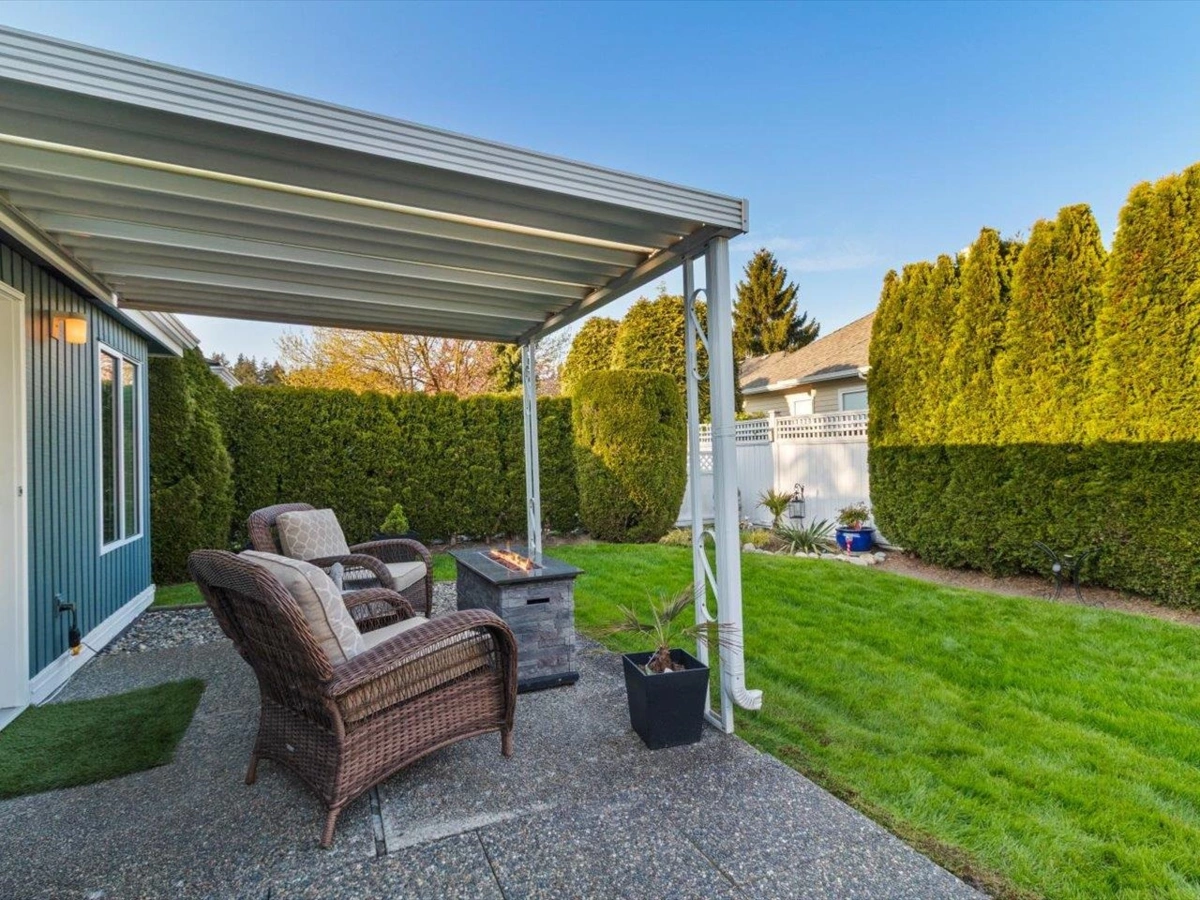 Outdoor Patio Photo of 117 14271 18a Avenue, Surrey, BC