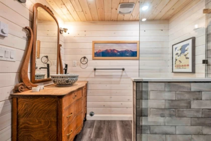 Primary Bedroom Photo of 2 20619 Edelweiss Drive, Agassiz, BC