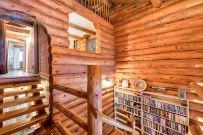 Staircase Photo of 2 20619 Edelweiss Drive, Agassiz, BC