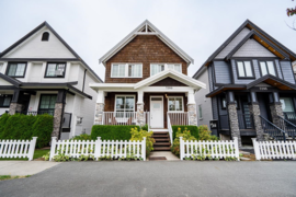 7289 194a Street, Surrey, BC