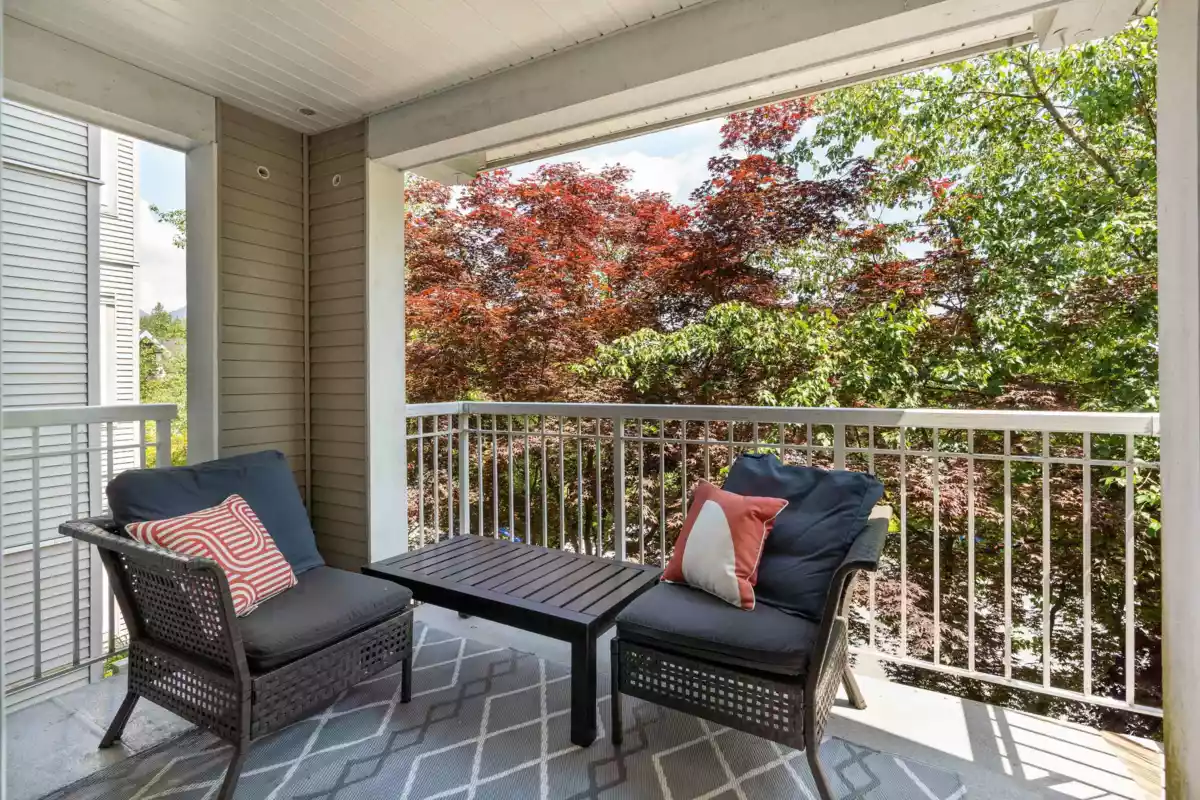 Dining Area Photo of 212 1432 Parkway Boulevard, Coquitlam, BC