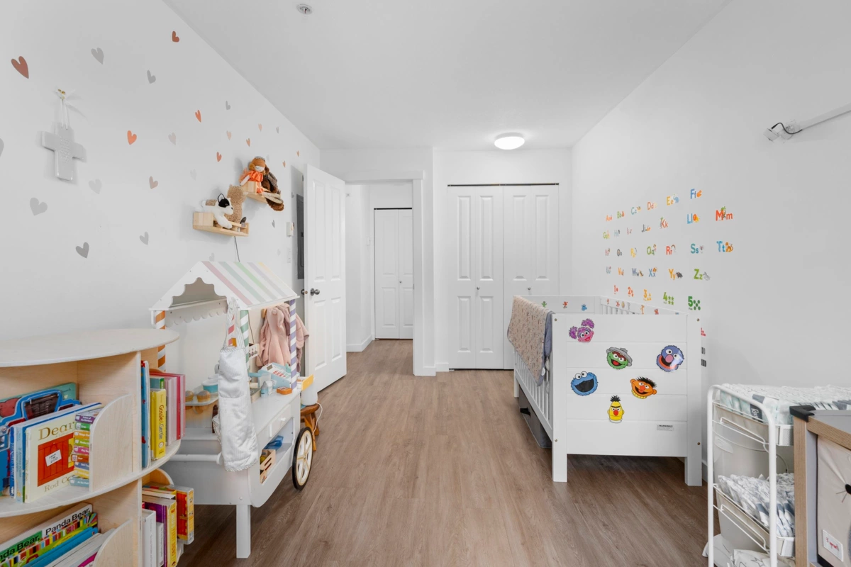 Laundry Room Photo of 212 1432 Parkway Boulevard, Coquitlam, BC