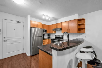 111 3388 Morrey Court, Burnaby, BC, Burnaby — Apartment/Condo for sale