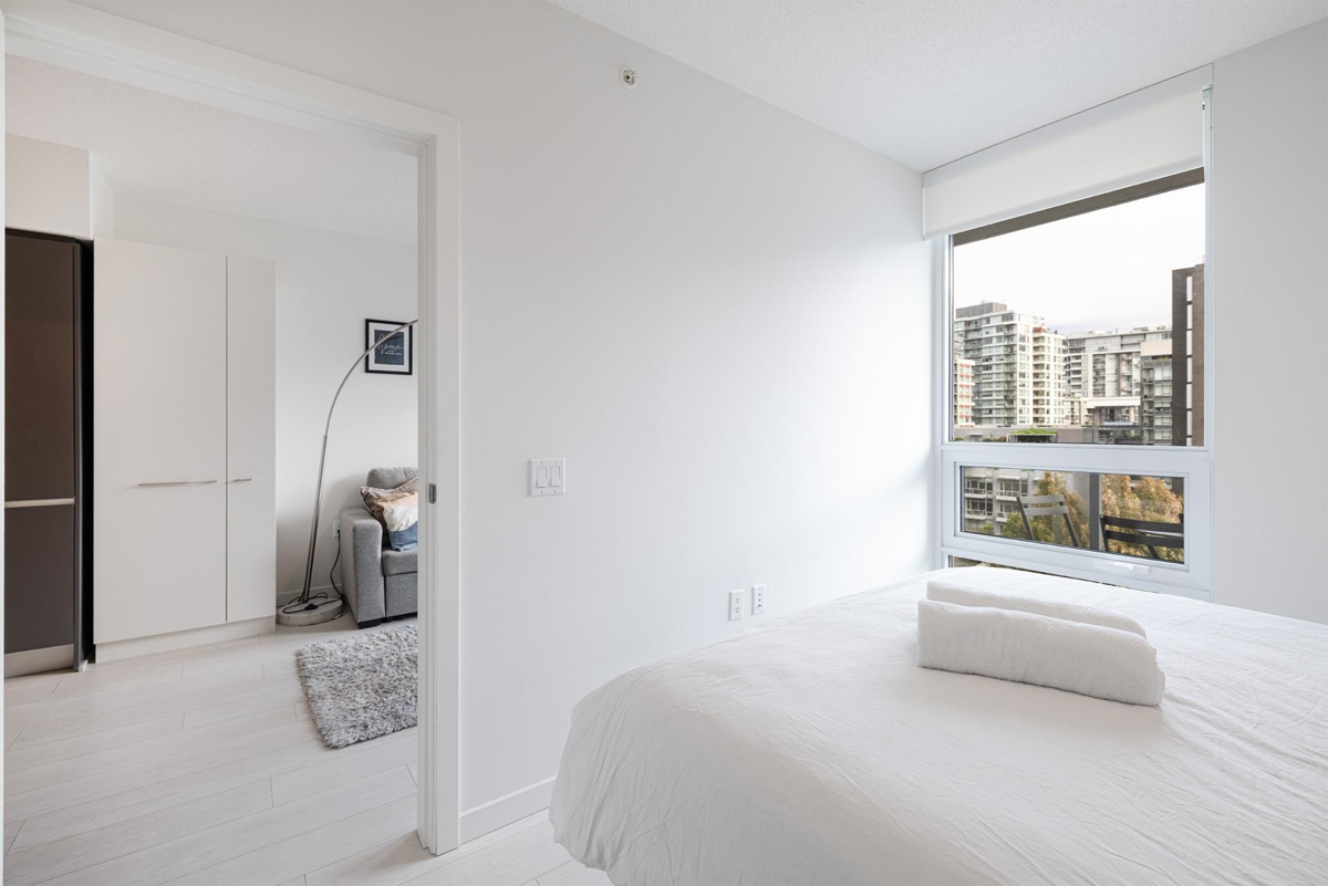 Breakfast Nook Photo of 606 180 E 2nd Avenue, Vancouver, BC